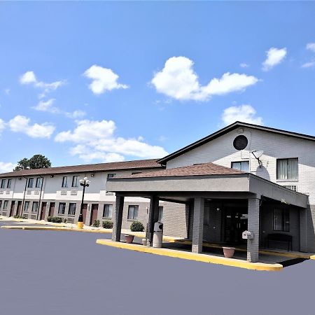 Americas Best Value Inn West Frankfort Exterior foto